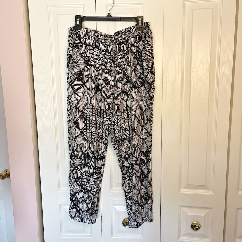 No Boundaries Hi Rise Tribal Aztec Skinny Drawstring Pocket Elastic Jogger Pants